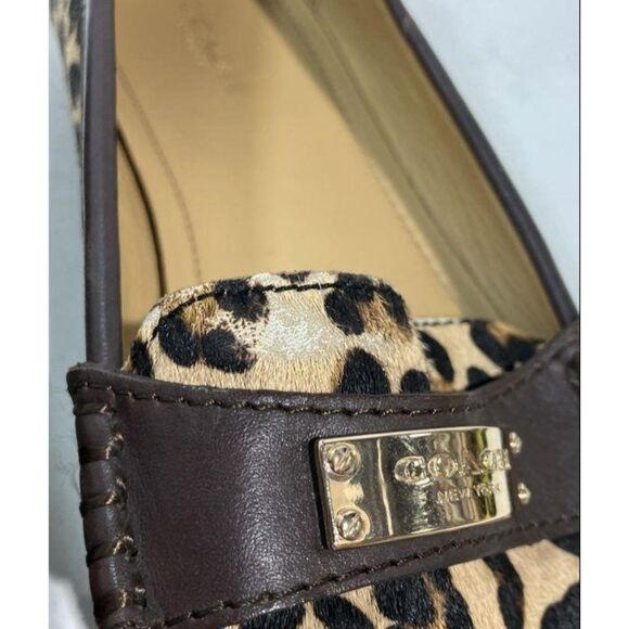 Coach Classic Leopard Print Slide On Flat W/gold & Dark Brown Women 9.5 - Picture 2 of 11